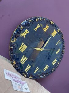 Artisan Crafted Resin Wall Clock – Luxury Black & Gold Statement Piece
