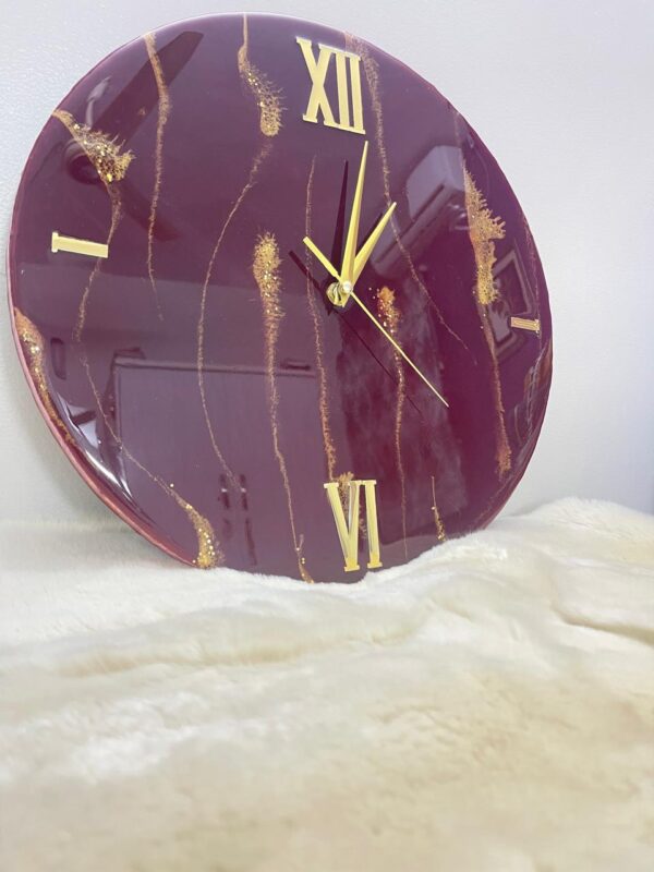 Royal Maroon Resin Wall Clock with Gold Roman Numeral - Image 3