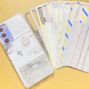 Retro Style Phone Case with Swappable Design Cards